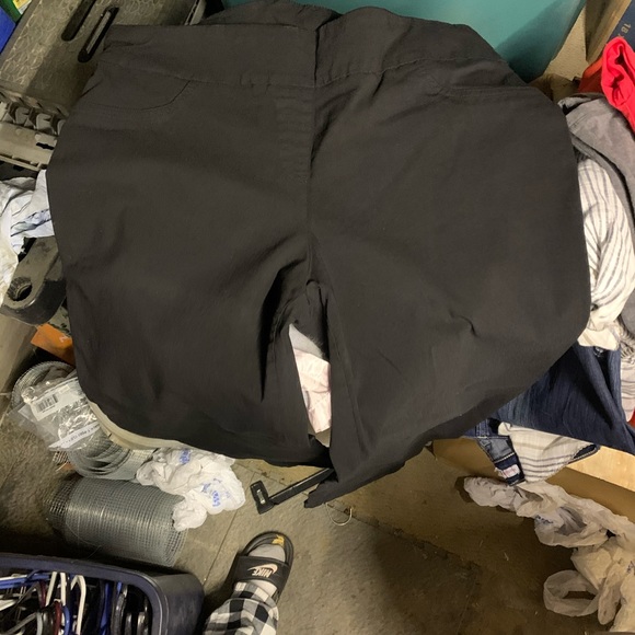 Pants - Picture 2 of 4